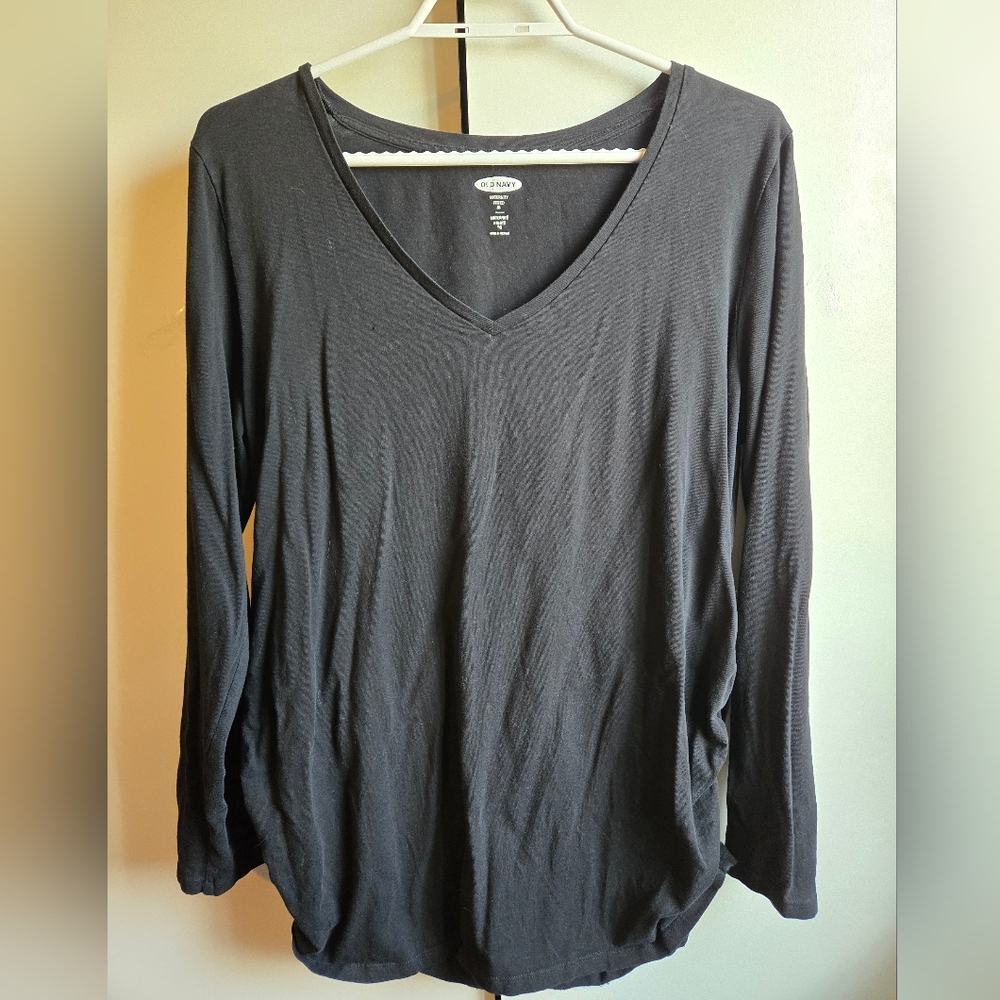 Old Navy Charcoal Maternity Top